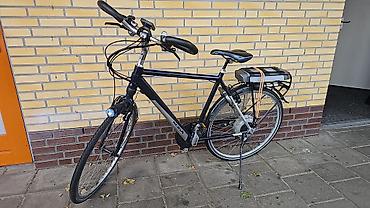 electric moped: İşlənmiş Elektrik velosipedi 28", sürətlərin sayı: 30, 500-750 Vt, Ünvandan götürmə — 1
