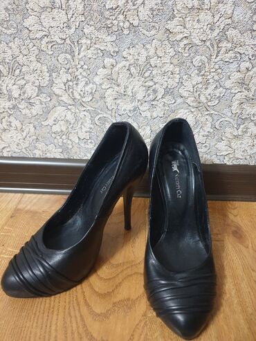 женские прозрачные туфли: Туфли 35, цвет - Черный