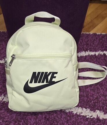 burme novi pazar: Nike