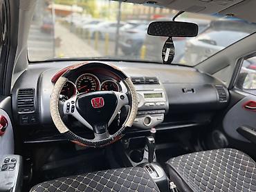 Honda: Honda Jazz: 2005 г., 1.4 л, Вариатор, Бензин, Хэтчбэк — 7