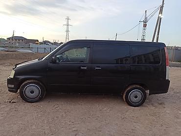 Honda: Honda Stepwgn: 2000 г., Минивэн — 3