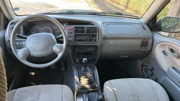 Suzuki: Suzuki Grand Vitara: 2 l. | 2000 έ. 200000 km. SUV/4x4 — 5