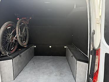 Легкий грузовой транспорт: Легкий грузовик, Mercedes-Benz — 10