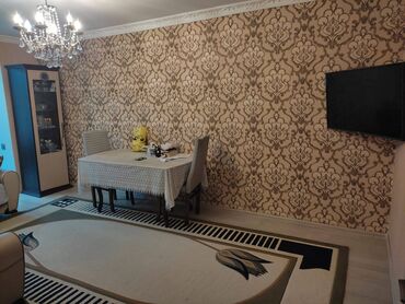 Köhnə tikili: Bakı, 4 otaqlı, Köhnə tikili, m. Qara Qarayev, 80 kv. m — 2