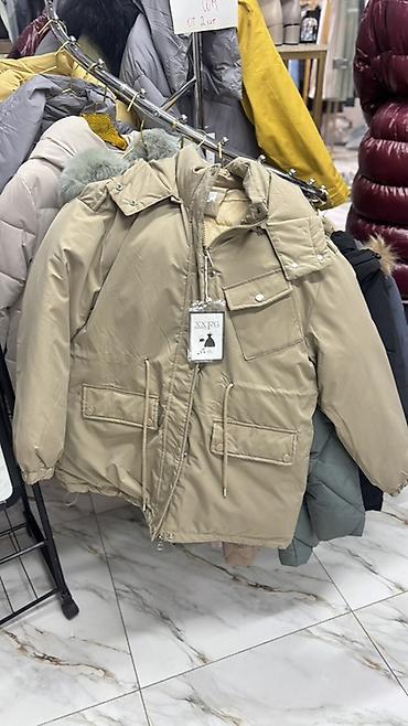 Пуховики и зимние куртки: Пуховик, По колено, Стеганый, Все размеры — 6