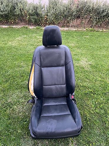 Другие автозапчасти: Продаю запчасти на Lexus es от 2017 года Салон, обшивки, двери 4 шт — 8