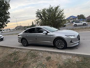sonata гибрид: Hyundai Sonata: 2019 г., 2 л, Автомат, Гибрид, Фастбек — 4