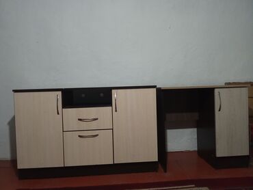 залез под одеяло к спящей: Две тумбочки в хорошем состоянии