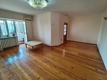 90000: 3 комнаты, 59 м², 5 мкр Индивидуалка, 5 этаж — 1