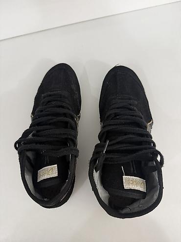 борцовк: Борцовки asics TIGER Носил пол года, нигде не порвано подошва целая — 5