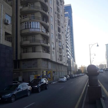 Digər kommersiya daşınmaz əmlakı: Xətai rayonu xətai metrosuna yaxın 16 mərtəbəli binanın 2-ci -da lalafo.az — 17 Digər kommersiya daşınmaz əmlakı: Xətai rayonu xətai metrosuna yaxın 16 mərtəbəli binanın 2-ci — 17