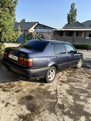 вито 2013: Volkswagen Vento: 1992 г., 1.8 л, Механика, Бензин, Седан — 3