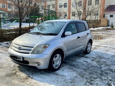 Toyota: Toyota ist: 2004 г., 1.3 л, Автомат, Бензин, Хэтчбэк