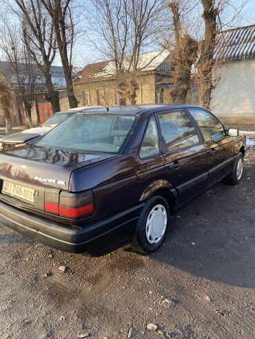 Volkswagen: Volkswagen Passat: 1991 г., 1.8 л, Механика, Бензин, Седан — 2