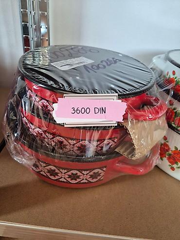 lejzi beg za decu cena: Set šerpa sa poklopcem – dekor “etno” crveno-crni. - Materijal — 1