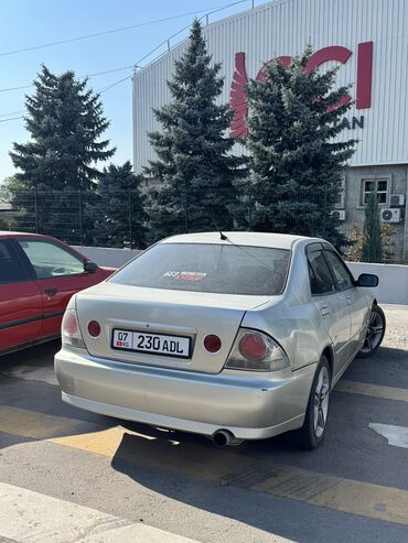 тайото алтеза: Toyota Altezza: 2000 г., 2 л, Автоматические, Бензин, Седан