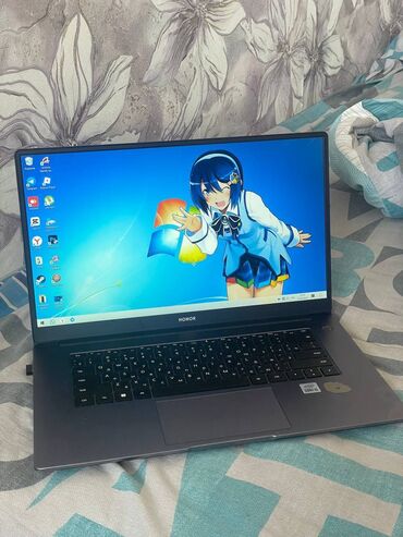 Ноутбуки: Ультрабук, Honor, 8 ГБ ОЗУ, Intel Core i5, 15.6 ", Б/у, Для несложных задач, память SSD