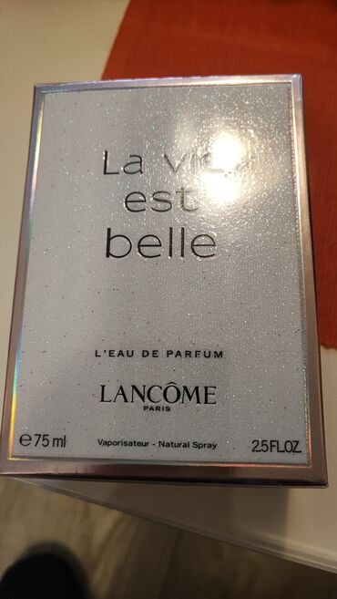 parfem jana dacovic: Lancome la vie est belle parfem