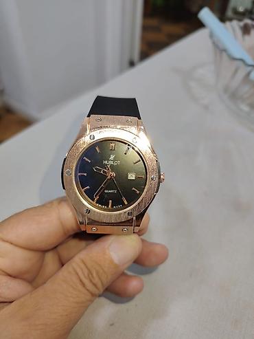 Yeni, Qol saatı, Hublot, rəng - Qızılı