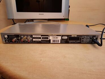 DVD i Blu-ray plejeri: Dvd Pioneer sa daljinskim. Ispravan,dugme na dvd u za otvaranje na lalafo.rs — 3 DVD i Blu-ray plejeri: Dvd Pioneer sa daljinskim. Ispravan,dugme na dvd u za otvaranje — 3