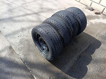 Təkərlər: Şin Roadstone 215 / 50 / R 13 — 2