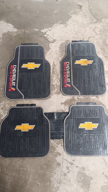 крепление для лыж на крышу: Плоские Резиновые Полики Для салона Chevrolet, цвет - Черный, Б/у, Самовывоз, Бесплатная доставка, Платная доставка