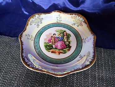 Ostalo posuđe: Porcelanska bombonijera iz 70ih.god. Bombonijera sa sedef — 7