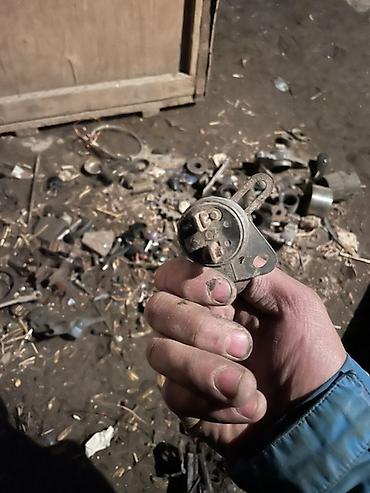 Бензонасосы: Бензонасос Б/у, Оригинал — 42