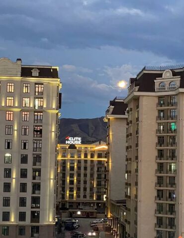 срочно сдаётся квартира: 2 комнаты, 50 м², Элитка, 9 этаж, Евроремонт