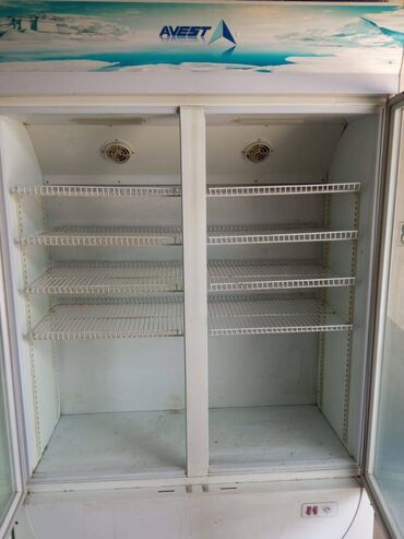 холодильник витринный двухдверный: Для молочных продуктов, Кондитерские, Китай, Б/у
