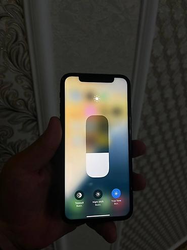 Apple iPhone: IPhone Xs, Б/у, 64 ГБ, Space Gray, Защитное стекло, Чехол, 81 % — 6