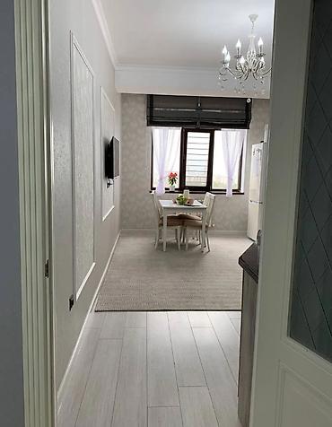 Продажа квартир: 1 комната, 50 м², 5 мкр Элитка, 10 этаж, Евроремонт — 5