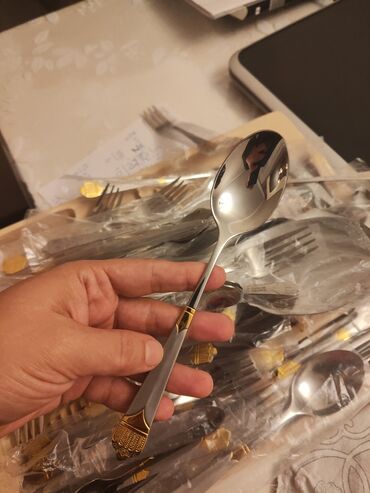 Süfrə ləvazimat dəstləri: Bellagio markalı, 126 hissədən ibarət qab-qacaq dəsti. Dəst taxta -da lalafo.az — 8 Süfrə ləvazimat dəstləri: Bellagio markalı, 126 hissədən ibarət qab-qacaq dəsti. Dəst taxta — 8