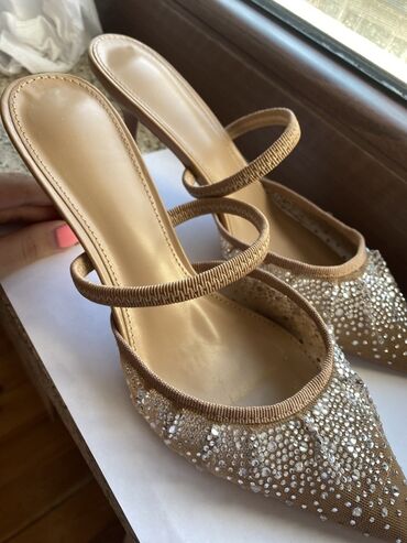 Tuflilər: Tuflilər, Ölçü: 37, rəng - Bej, Yeni — 3