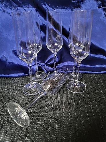 Čaše: Case nove za vino kristalno staklo Livarno Nemacka. Case nove,sve na — 10