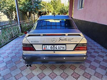 Mercedes-Benz: Mercedes-Benz W124: 1990 г., Механика, Бензин, Седан — 3