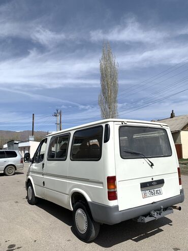 Ford: Ford Transit: 1996 г., 2.5 л, Механика, Дизель, Минивэн