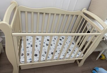 двухярусная кровать бу: Детская односпальная кровать, Б/у, Для девочки, Для мальчика, С матрасом, Дерево, Самовывоз