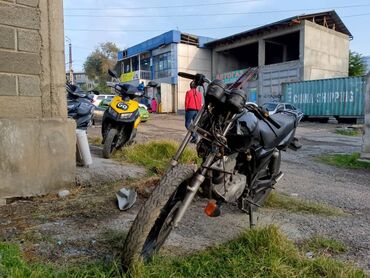 купить мотоцикл в оше: Классический мотоцикл Suzuki, 150 куб. см, Бензин, Взрослый, Б/у