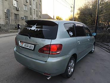на тойоту: Toyota Ipsum: 2002 г., Бензин, Минивэн — 4