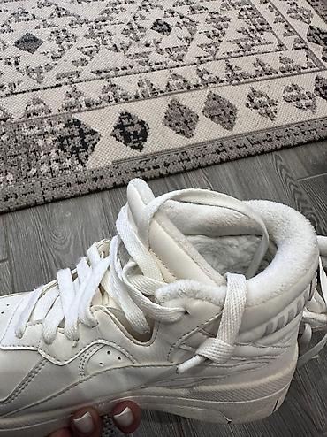 nike machomai 2: Li Ning 
39 размер
В отличном состоянии — 2