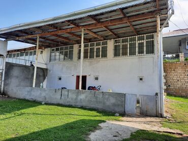 XoşBulaqda 2 mertebeli həyat evi satılır senedleri kupça tam