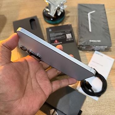 Samsung: Samsung Galaxy S25, rəng - Ağ, İki sim kartlı — 5