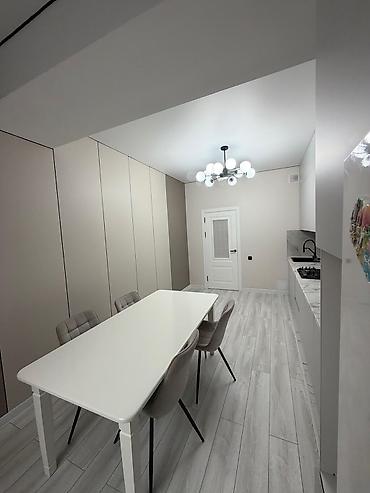 Продажа квартир: 2 комнаты, 76 м², 7 этаж, Дизайнерский ремонт — 10