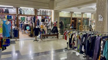 Mağazalar: WhatsApp la əlaqə saxlayın Mağaza 90 KV.M əla işlək yerdə kirayə — 4