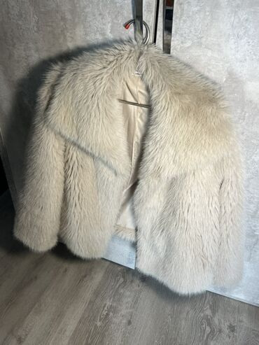 бриллианты с голубым: Шуба, Короткая модель, M, L, XL