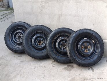 диск виш: Дөңгөлөктөр монтажда 175 / 70 / R 13, Кыш, Колдонулган, Комплект, Жеңил унаалар, Темир, тешиктери - 4