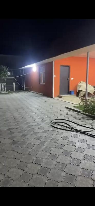 Otaqların uzunmüddətli kirayəsi: Saray addelni həyət evi 200m yola yaxın — 3