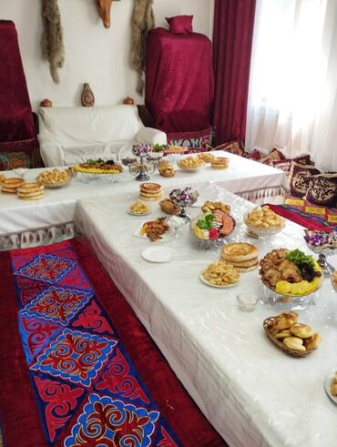 хата для вечеринок бишкек в Кыргызстан | Посуточная аренда квартир: Особняк хата аренда сдаём чисто и уютно дешевле
