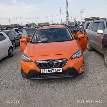 купить субару кросстрек: Оранжевый компактный кроссовер Subaru Crosstrek с пятью дверями и